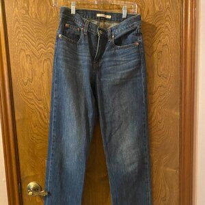 Low Pro Straight Levi's